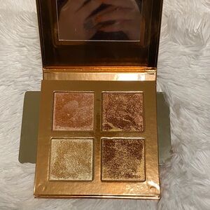 Makeup Revolution Gold and Bronze Eyeshadow Palette